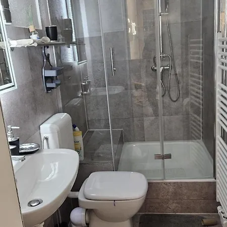 Apartamento 4 Reihenzimmer Bis 8 Personen Apartment Hotel Walsrode