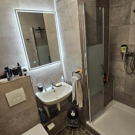 Apartamento 4 Reihenzimmer Bis 8 Personen Apartment Hotel